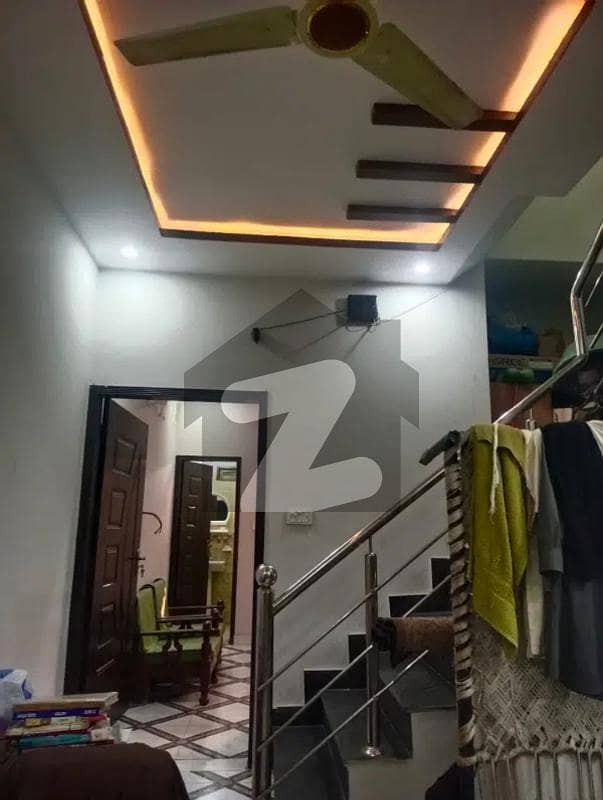 کینال بینک ہاؤسنگ سکیم لاہور میں 3 کمروں کا 3 مرلہ مکان 83 لاکھ میں برائے فروخت۔