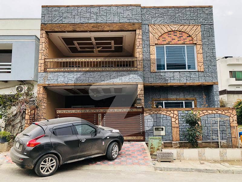 Beautiful Designed 10 Marla House For Sale In Zaraj Housing Scheme
