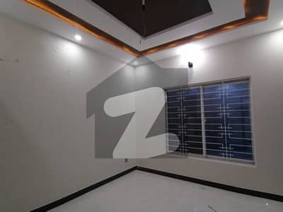 10 Marla Upper Portion Ideally Situated In Park View City - Topaz Block