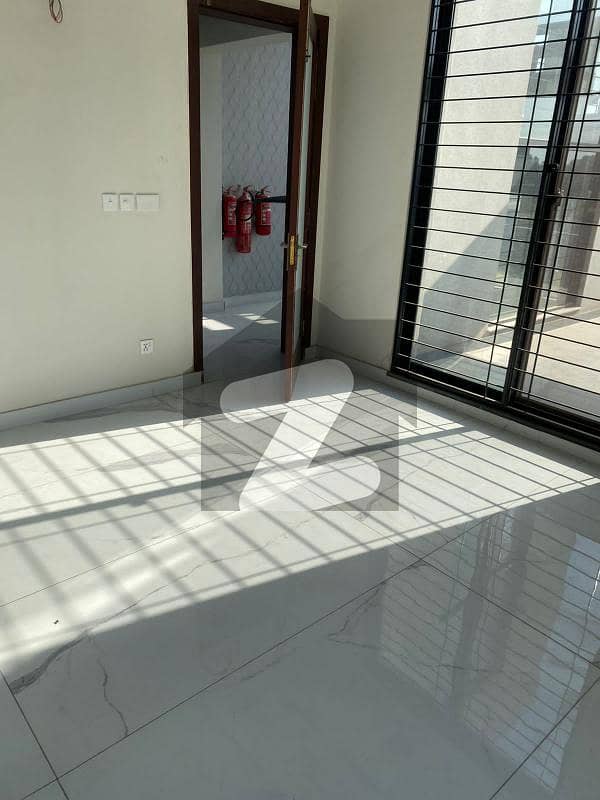 10 Marla Upper portion for Rent in DHA Phase 8 Ex Air Avenue