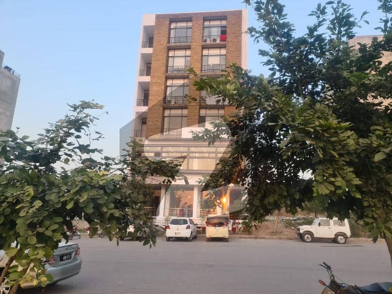 VIP 1600 Square Feet Wide Space For Rent In Business Square Gulberg Greens