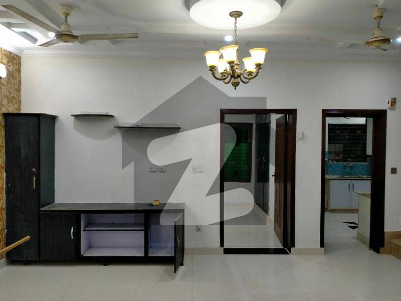 5 Marla like new  House for sale In Bahria town Lahore