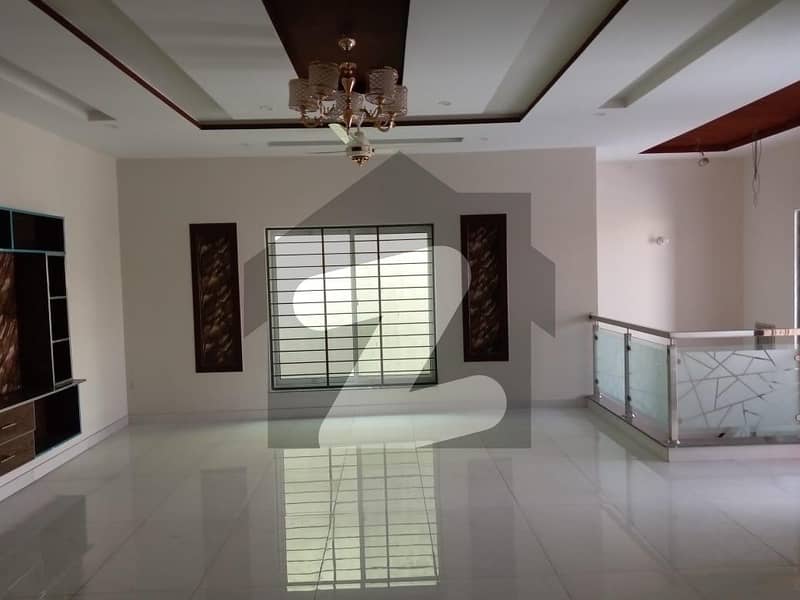 10 Marla House For sale In TECH Town (TNT Colony) Faisalabad