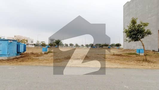 Facing Parking 8 Marla Commercial Plot For Sale In Dha 9 Town Block Cca-1