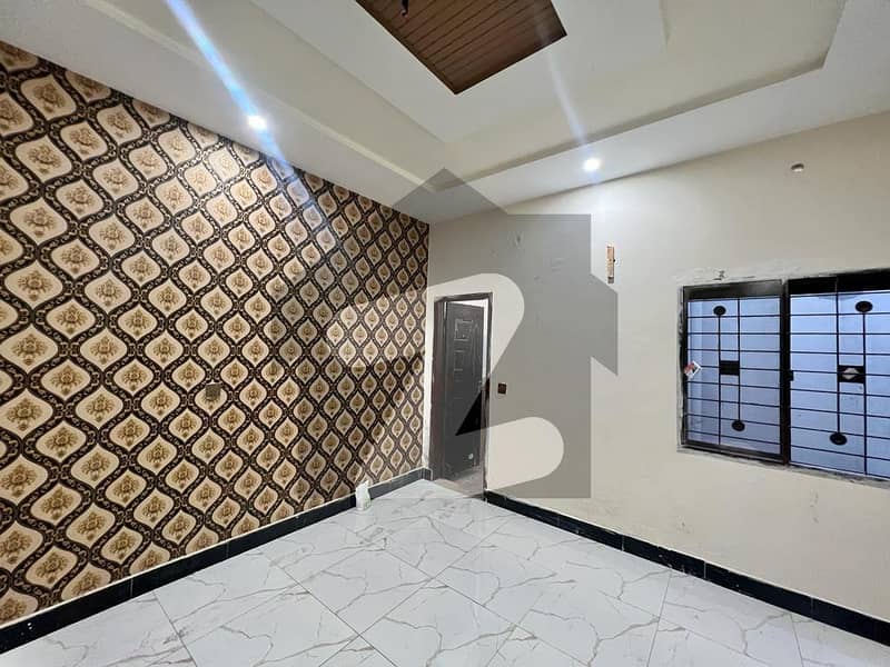 House For sale In Samanabad