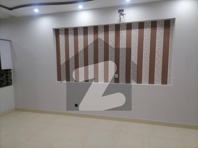 سمن آباد لاہور میں 3 کمروں کا 3 مرلہ مکان 1.25 کروڑ میں برائے فروخت۔