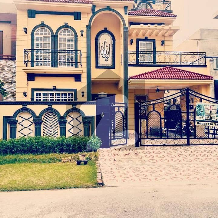 10 Marla brand new house available for sale in Central Park G Block
