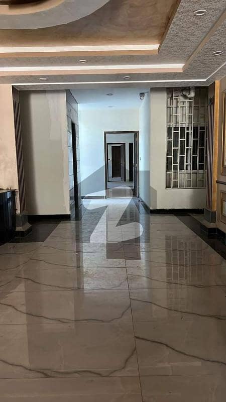 Apartment For Rent At Soldier Bzr No 3 Near Yameen Kabab