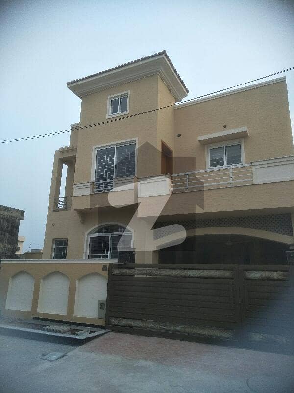 Usman Block 7 Marla Double Storey House