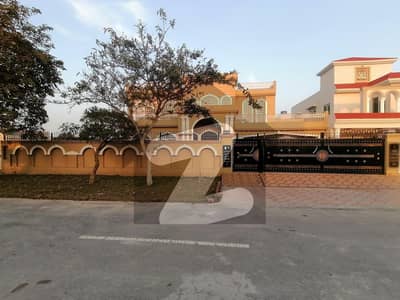 سینٹرل پارک ۔ بلاک بی سینٹرل پارک ہاؤسنگ سکیم لاہور میں 7 کمروں کا 2 کنال مکان 7.25 کروڑ میں برائے فروخت۔ سینٹرل پارک ۔ بلاک بی سینٹرل پارک ہاؤسنگ سکیم لاہور میں 7 کمروں کا 2 کنال مکان 7.25 کروڑ میں برائے فروخت۔