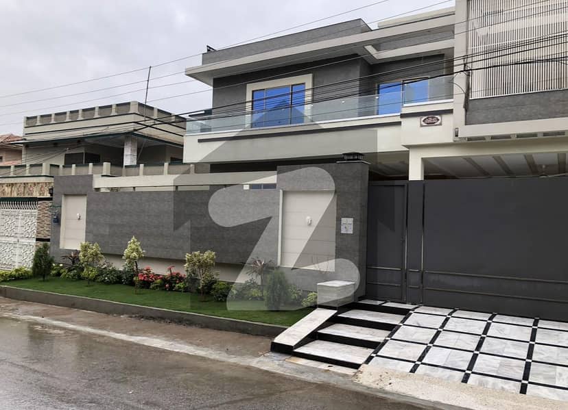 1 Kanal Luxurious House For Sale In Hayatabad Phase 2