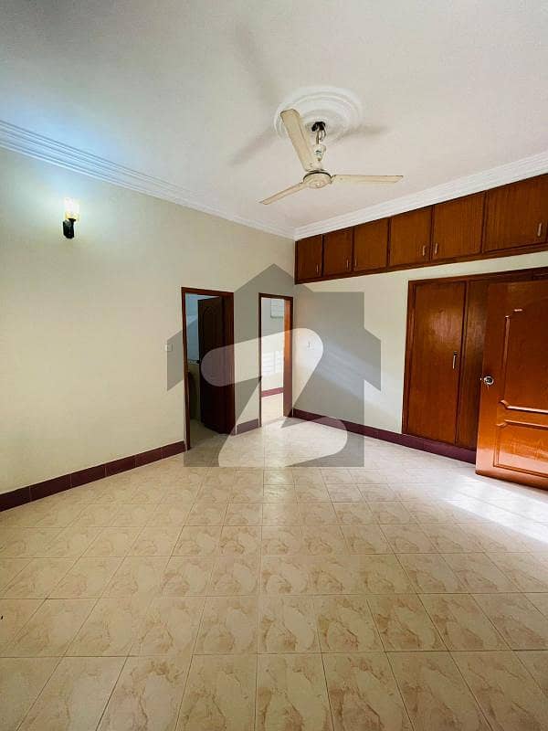 400 Yards Bungalow Available For Rent In Gulshan-e-iqbal - Block-13d/1