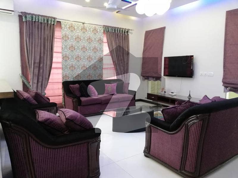 1 Kanal Luxurious House On 40 Ft Road With Mini Cinema