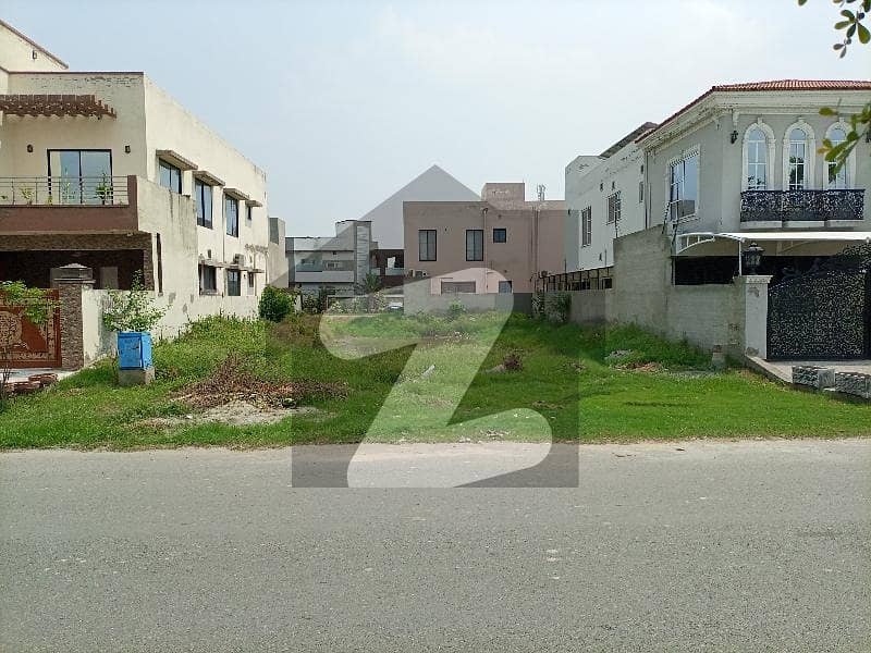 1 Kanal Beautiful Hot Location Plot For Sale In Paragon City Lahore