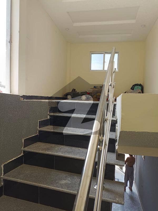 ثمر زر ہاؤسنگ سوسائٹی راولپنڈی میں 2 کمروں کا 6 مرلہ مکان 80 لاکھ میں برائے فروخت۔