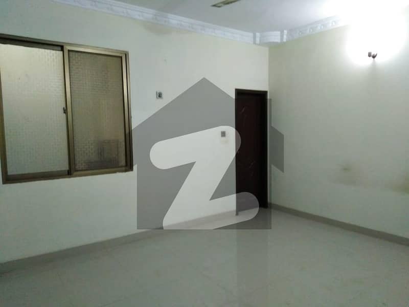 Prime Location 280 Square Yards Lower Portion For sale In North Nazimabad - Block L Karachi