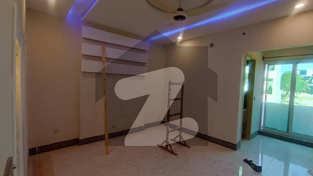 ایف ۔ 7 اسلام آباد میں 6 کمروں کا 1.34 کنال مکان 25 کروڑ میں برائے فروخت۔