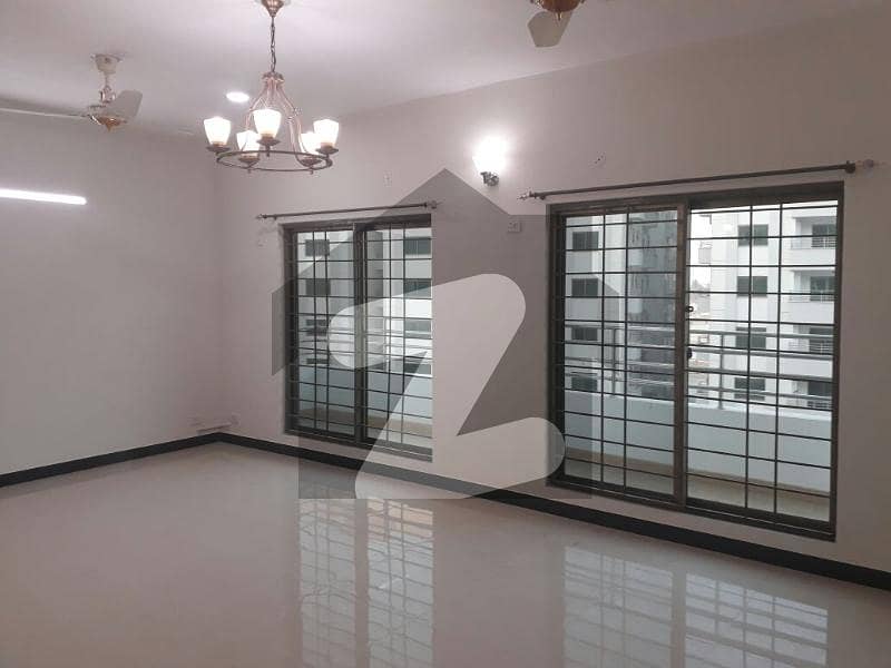 10 Marla 3 Bed Flat For Sale On Ground Floor In Askari 11 Lahore