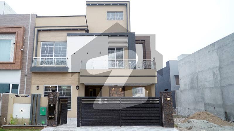 10 MARLA BRAND NEW HOUSE FOR SALE IN OVERSEAS A BLOCK BAHRIA TOWN LAHORE