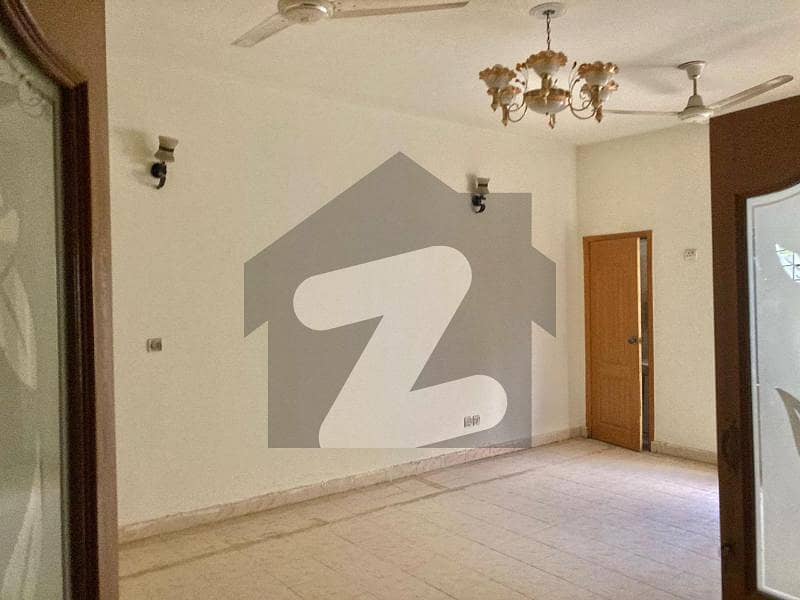 1350 Square Feet Of Used House Is Available For Sale In Wapda Town Phase 1 - Block G3