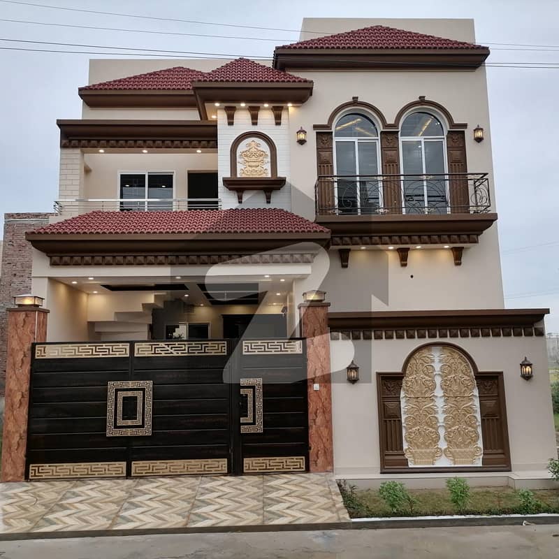 Ideal 5 Marla House has landed on market in Jeewan City - Phase 5, Sahiwal