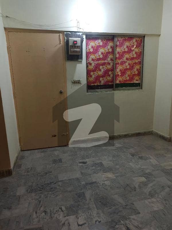 سُرجانی ٹاؤن - سیکٹر 4اے سُرجانی ٹاؤن گداپ ٹاؤن کراچی میں 2 کمروں کا 3 مرلہ فلیٹ 12 ہزار میں کرایہ پر دستیاب ہے۔