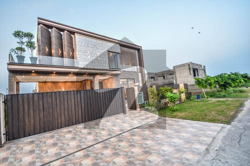 ڈی ایچ اے فیز 3 ڈیفنس (ڈی ایچ اے) لاہور میں 5 کمروں کا 1 کنال مکان 5.35 کروڑ میں برائے فروخت۔