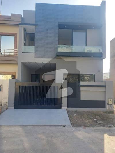 5 Marla Brand New House For Sale In Sector M-7B Lake City Lahore