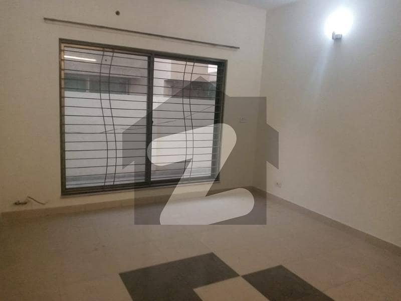 10 Marla, 3  Bedroom  House For Sale In Askari Xi Lahore