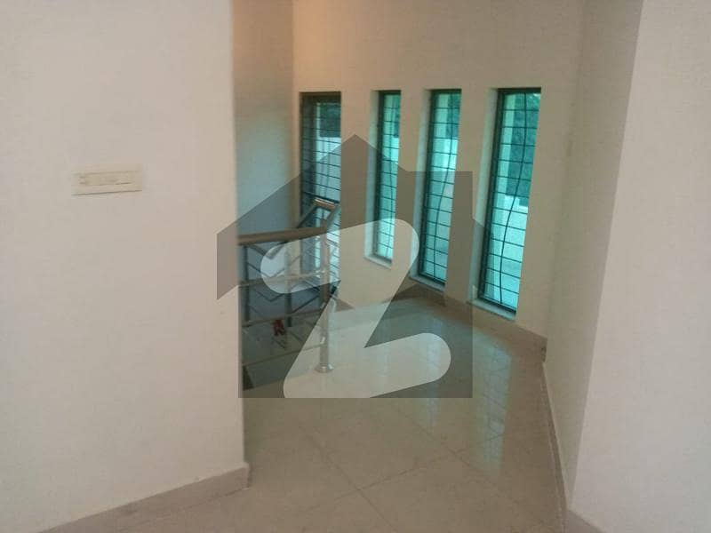 10 Marla, 3  Bedroom  House  Is Available For Sale In Askari Xi Lahore