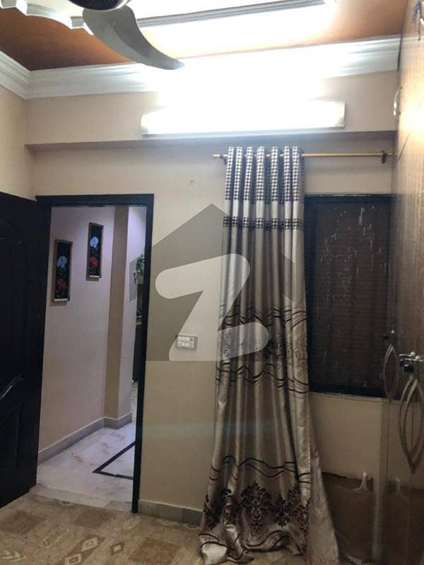 ناظم آباد کراچی میں 2 کمروں کا 2 مرلہ فلیٹ 55 لاکھ میں برائے فروخت۔