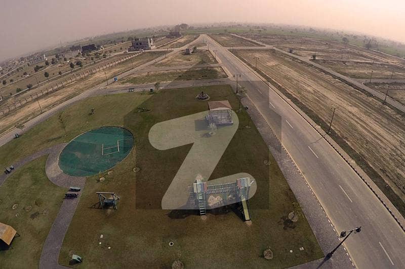 لیک سٹی سیکٹر ایم8 - بلاک بی1 لیک سٹی ۔ سیکٹر ایم ۔ 8 لیک سٹی رائیونڈ روڈ لاہور میں 5 مرلہ رہائشی پلاٹ 85 لاکھ میں برائے فروخت۔