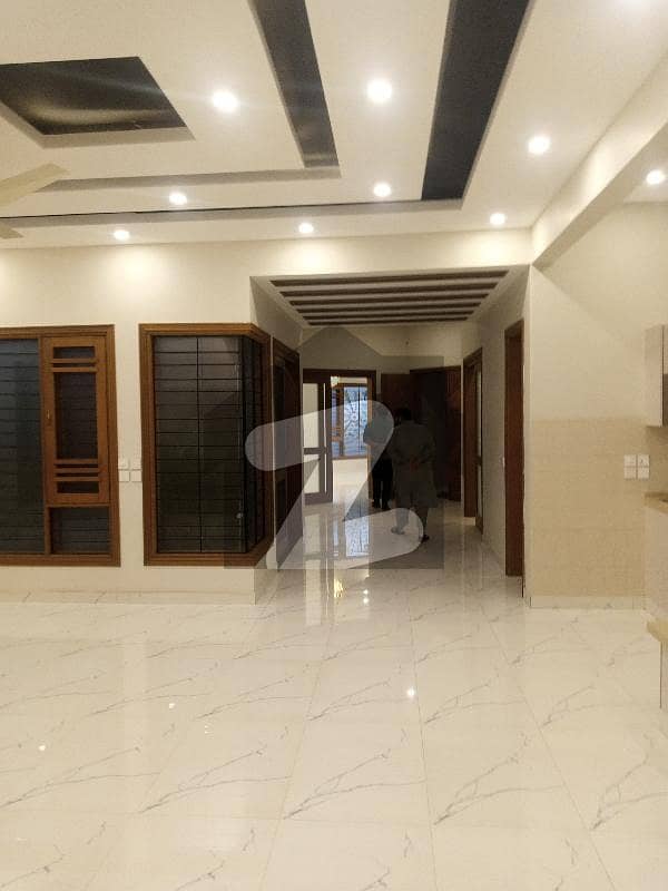 ٹیپو سلطان روڈ کراچی میں 6 کمروں کا 1 کنال مکان 20 کروڑ میں برائے فروخت۔