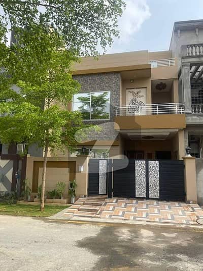 7 MARLA BEAUTIFUL HOUSE FOR SALE IN PARAGON CITY LAHORE WITH GAS