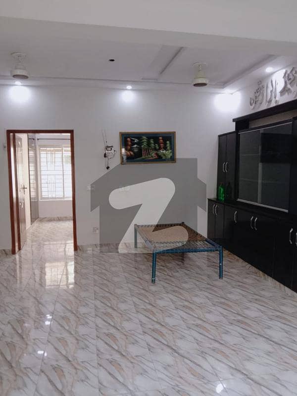 8 MARLA HOUSE FOR SALE IN USMAN BLOCK SECTOR B BAHRIA TOWN LAHORE