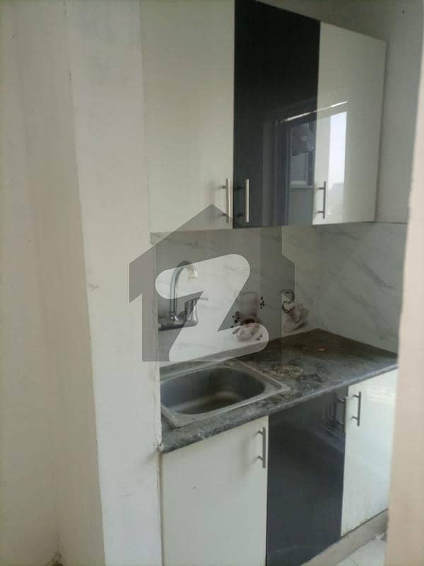 1 Bed Apartment Available For Rent