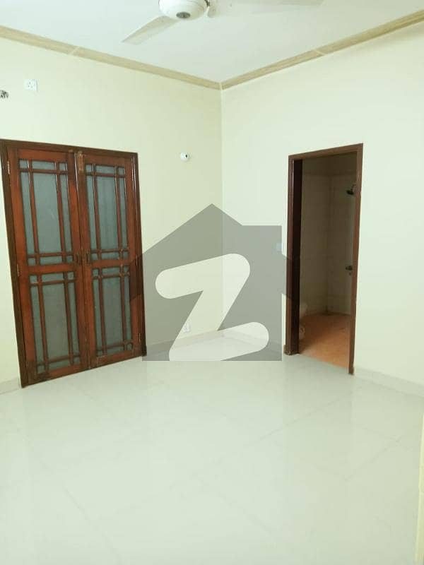 Portion Avaliable For Rent PECHS BLOCK 2