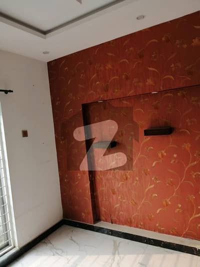 ایڈن ولاز لاہور میں 3 کمروں کا 10 مرلہ مکان 85 ہزار میں کرایہ پر دستیاب ہے۔