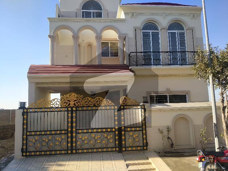 07 Marla Brand New Upper Portion Available For Rent In New Lahore City