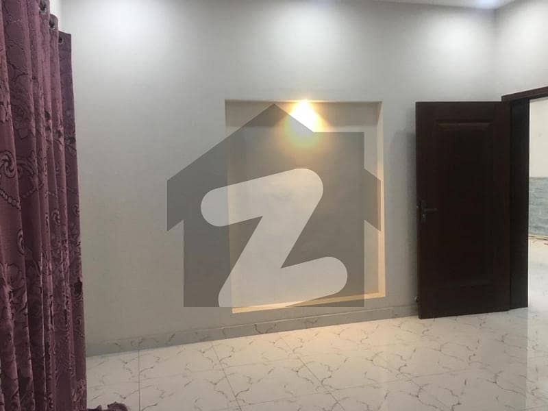 11 Marla Upper Portion Available For Rent In Bahria Town Lahore.