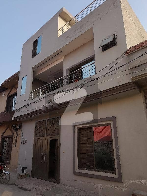 نذیر پارک مین کینال بینک روڈ لاہور میں 5 کمروں کا 5 مرلہ مکان 90 لاکھ میں برائے فروخت۔