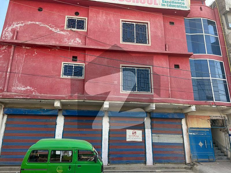 غوری ٹاؤن فیز 7 غوری ٹاؤن اسلام آباد میں 9 کمروں کا 6 مرلہ عمارت 4.5 کروڑ میں برائے فروخت۔