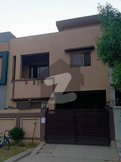 5 Marla Lower Portion House For Rent In Khayaban-e-amin A Block