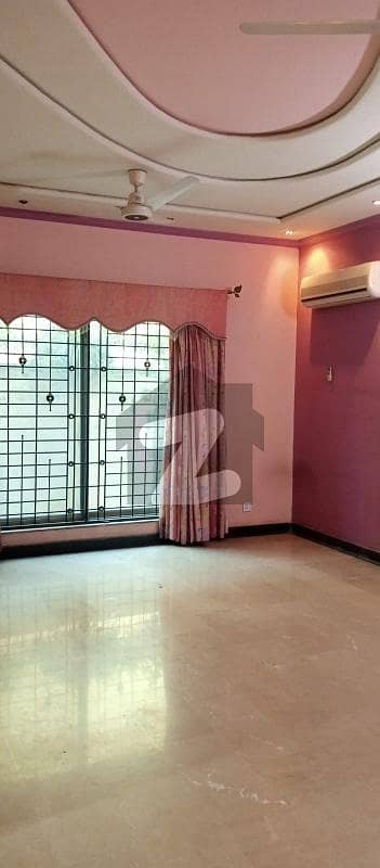 2 Kanal House For Rent With Gas