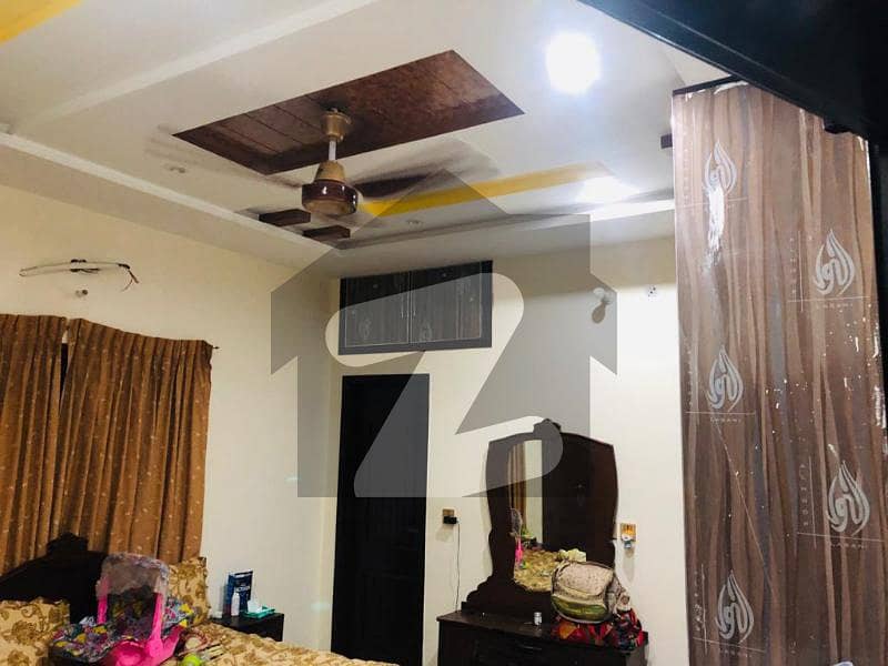2250 Square Feet Upper Portion For Rent In Paragon City - Orchard 1 Block