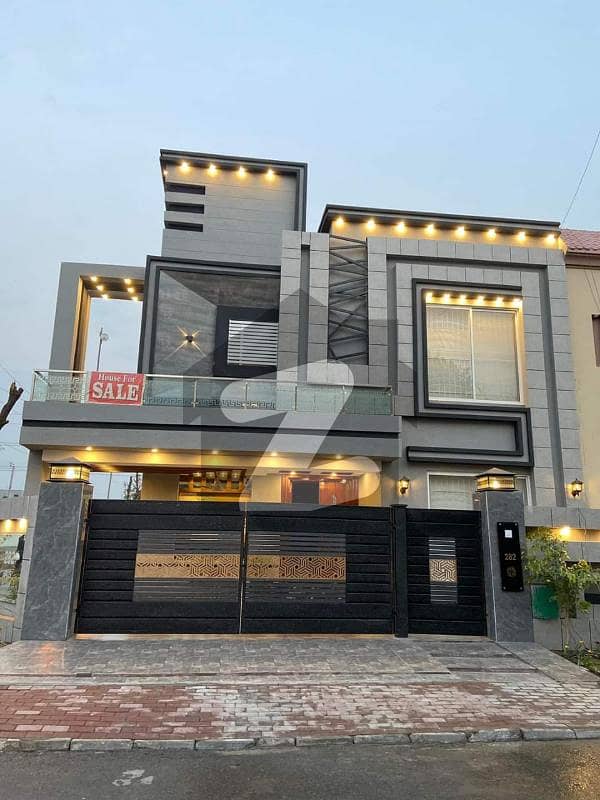 10 marla luxury house for sale Bahria Town Lahore Bahria Town Sector D, Bahria Town, Lahore