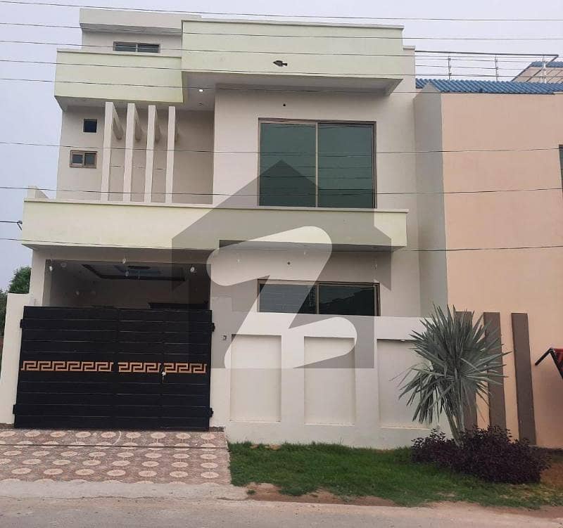 Hot Location 5 Marla New Modern House For Sale