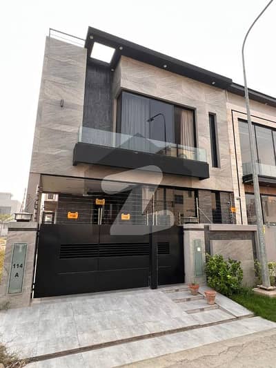 Capita Group Offer 7 Marla Just Like Brand New House In Phase 5 Block J For Rent