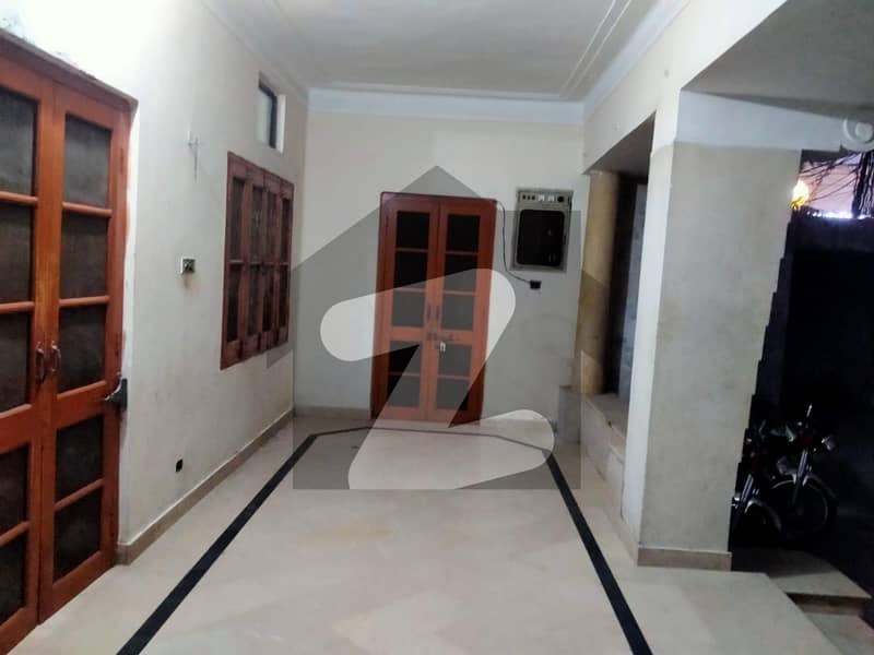 Spacious House Is Available For rent In Ideal Location Of Abbot Road