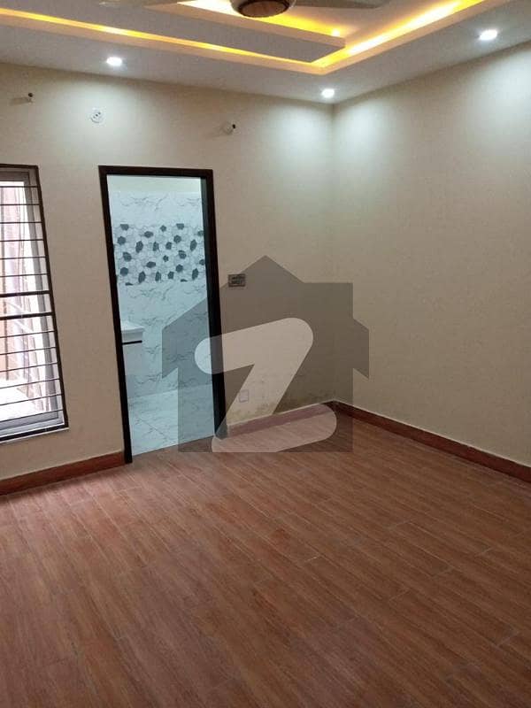 5 Marla Upper Portion For Rent In Orchard Block Paragon City Lahore